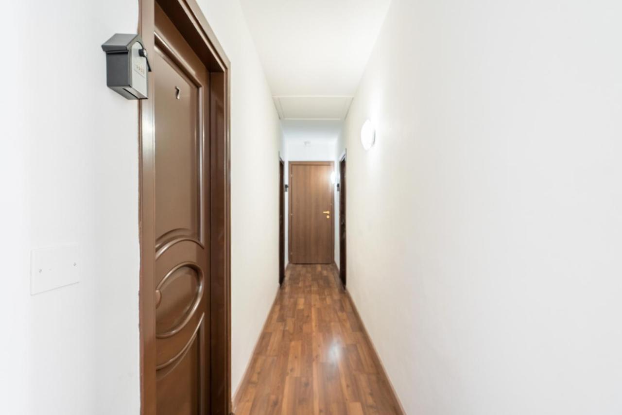 Rooms Piramide Rome Exterior photo