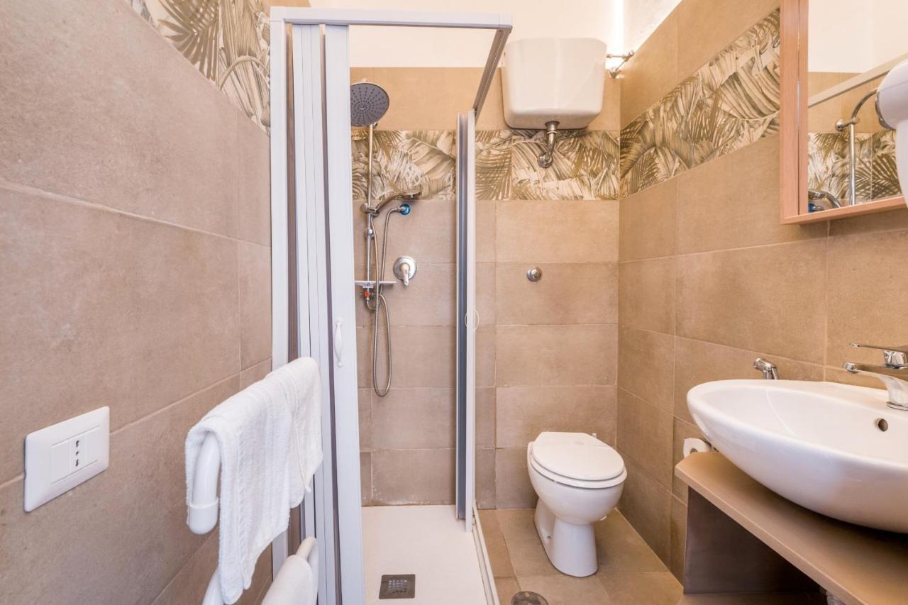 Rooms Piramide Rome Exterior photo